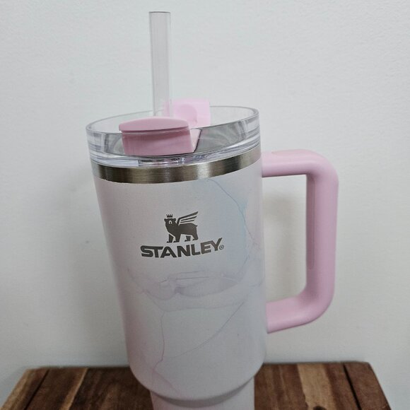 Stanley 40 oz Stainless Steel H2.0 FlowState Quencher Tumbler - Tulle - Picture 2 of 4